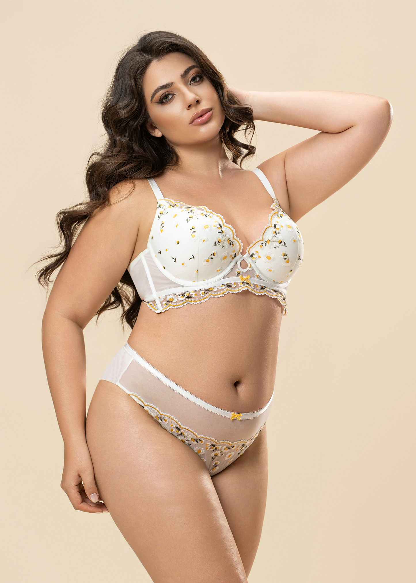 ADELE Plus Daisy Embroidery Lace lingerie Set